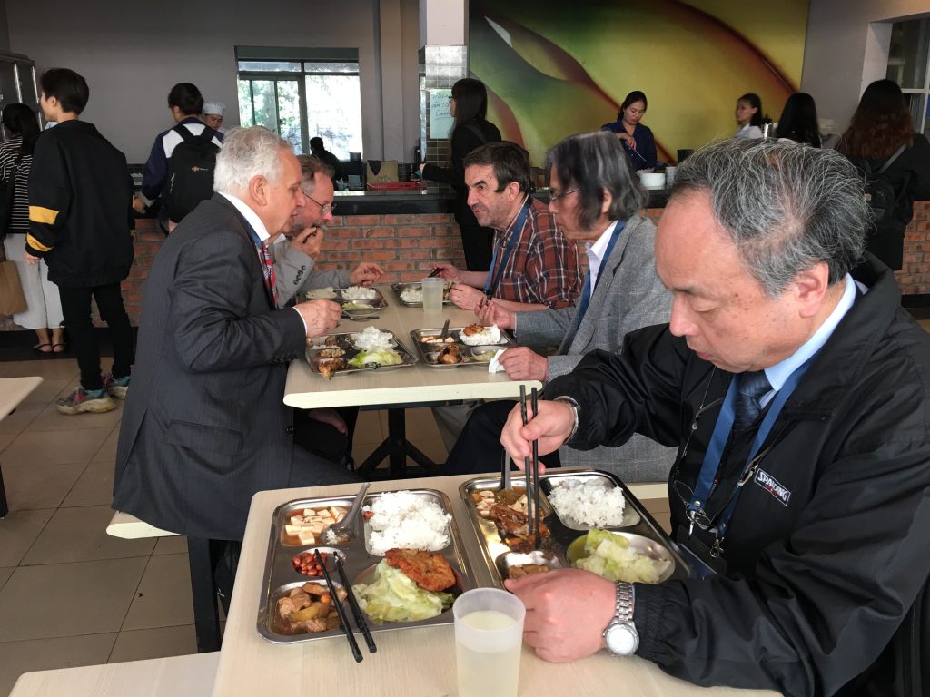 Activity 10: Lunch at the canteen of Thang Long University.